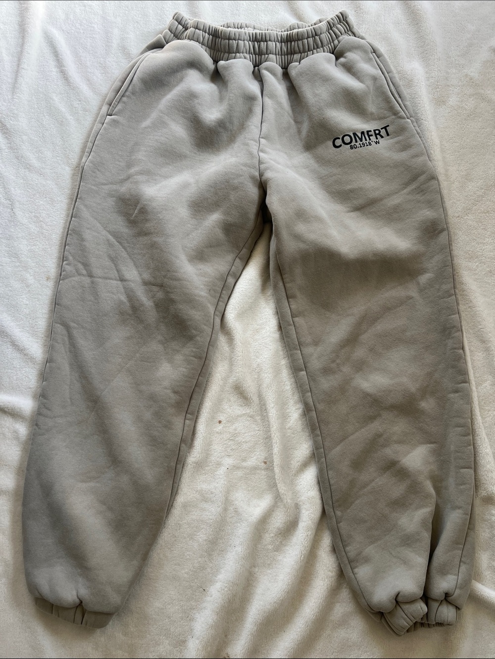 COMFRT Men's coordinate sweatpants in sand
